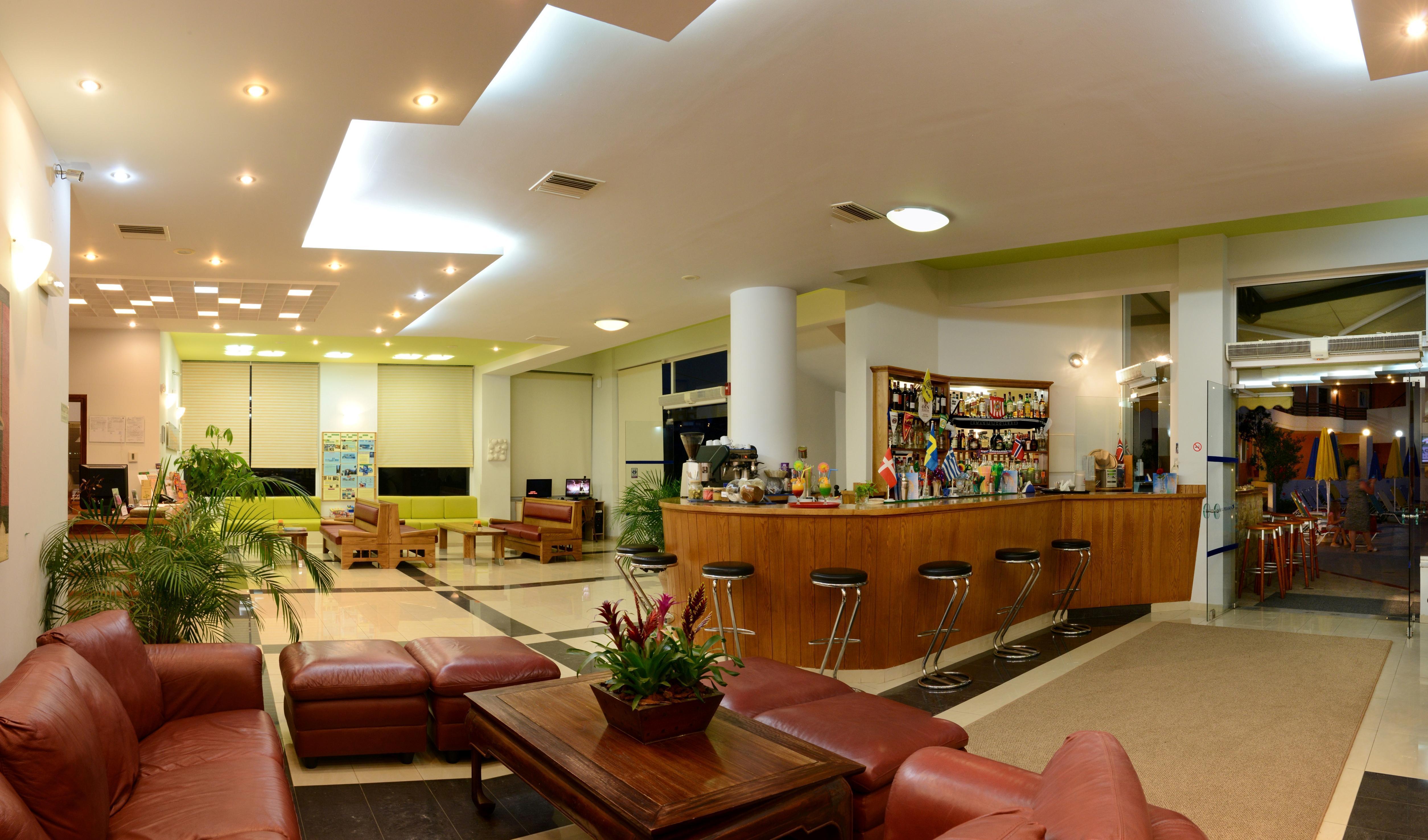 Pegasus Hotel Stalos Exterior photo